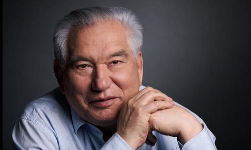 90 лет со дня рождения  Чингиза Торекуловича Айтматова (1928 – 2008)