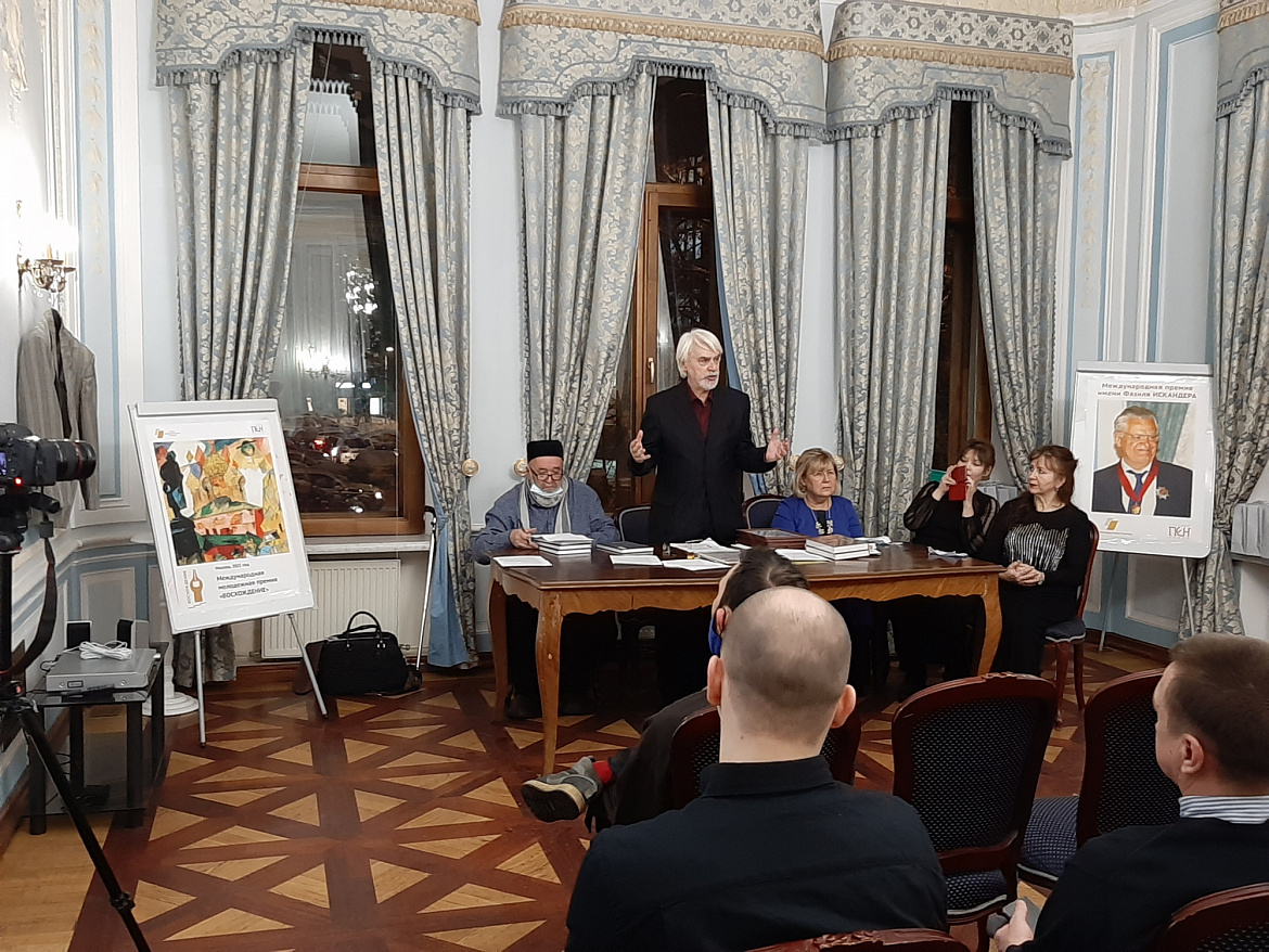 В Библиотеке Боголюбова вручили две премии Русского ПЕН-центра 