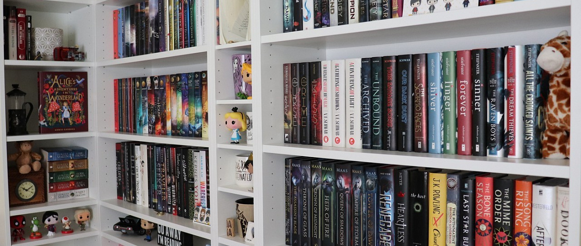 «Эксмо» и Hoff выяснили книжные предпочтения россиян в 2021 году и подсчитали траты на домашнюю библиотеку «Эксмо» и Hoff выяснили книжные предпочтения россиян в 2021 году и подсчитали траты на домашнюю библиотеку